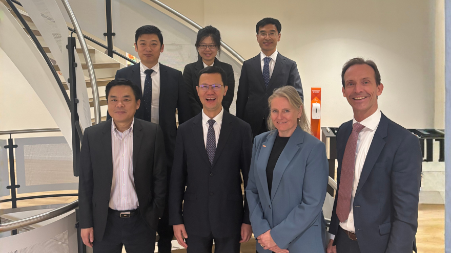 Chinese delegation